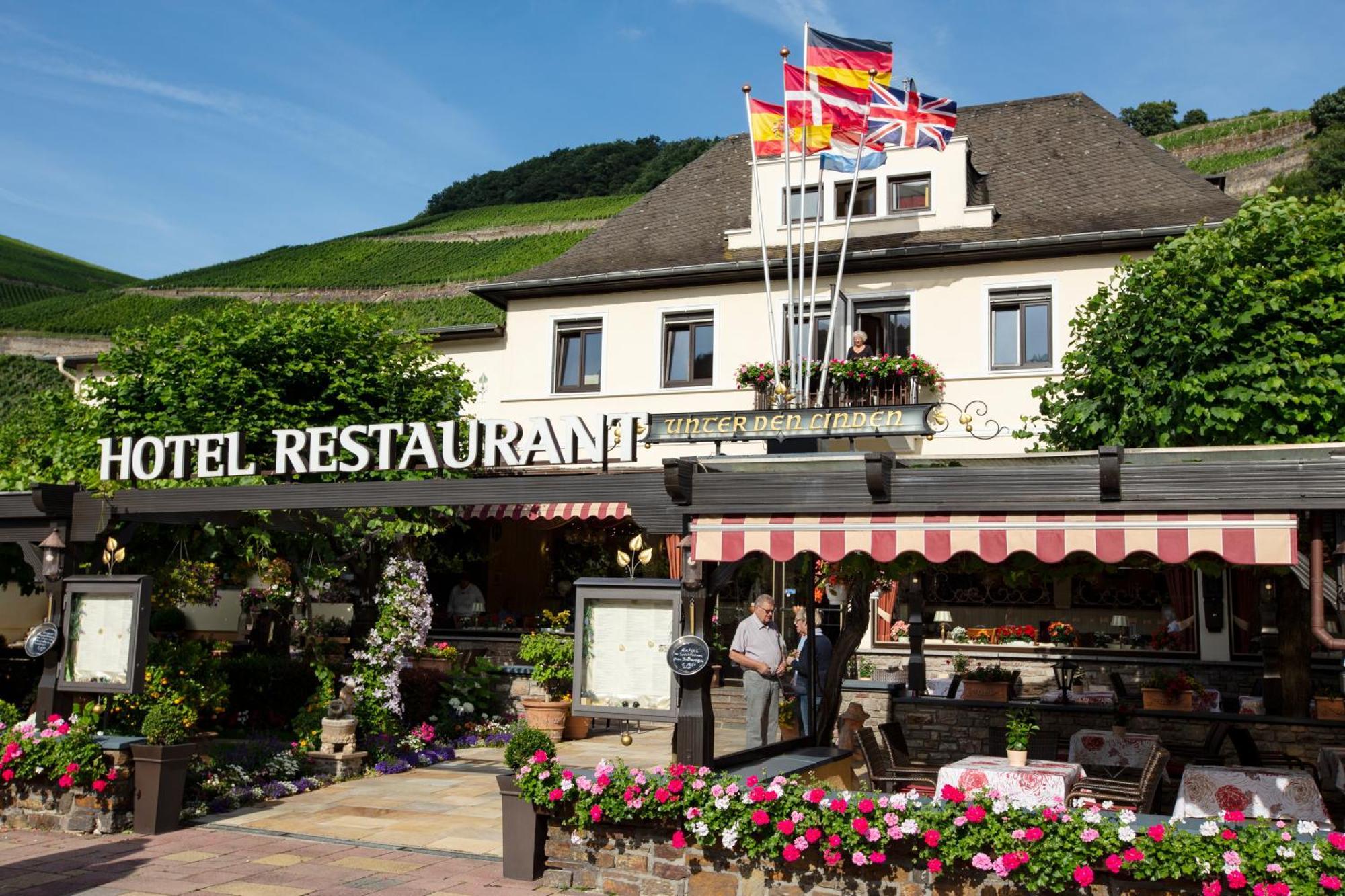 Hotel Unter Den Linden Ruedesheim am Rhein Luaran gambar