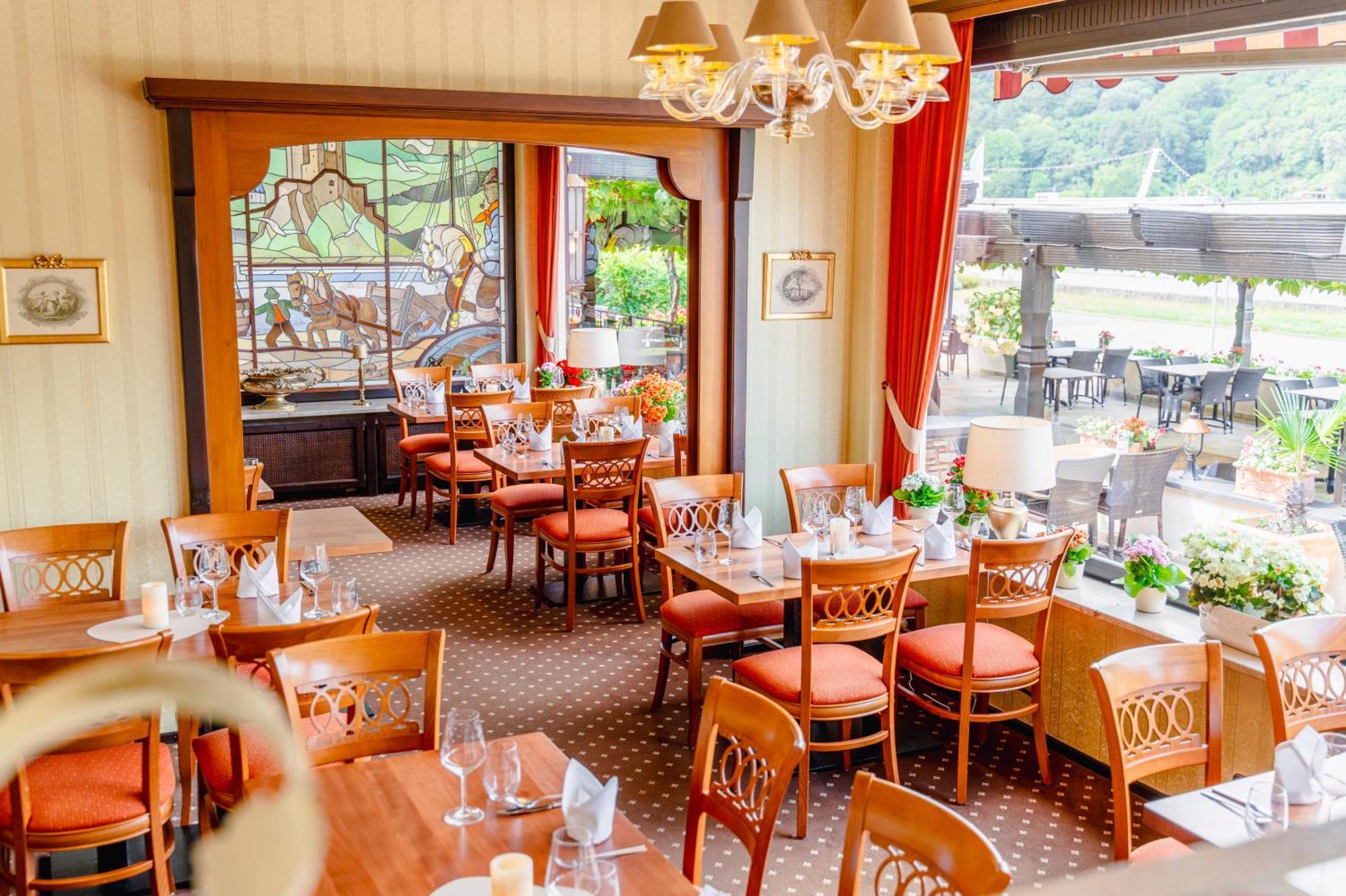 Hotel Unter Den Linden Ruedesheim am Rhein Luaran gambar