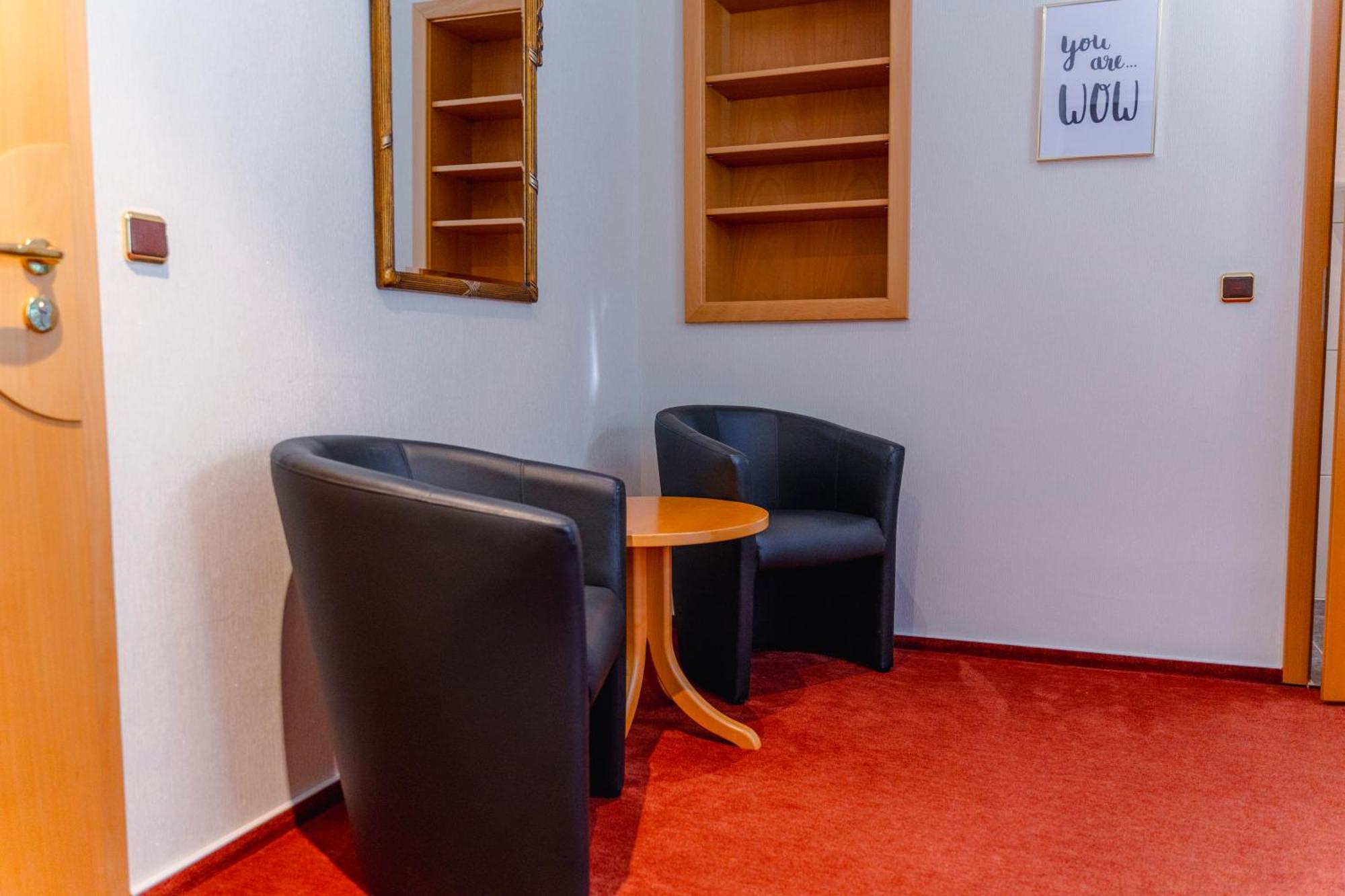 Hotel Unter Den Linden Ruedesheim am Rhein Luaran gambar